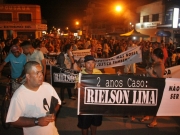 Familiares e amigos realizam nova manifestação em busca de respostas sobre o assassinato de Rielson