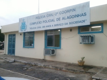 Doze presos fogem de presídio superlotado na Bahia